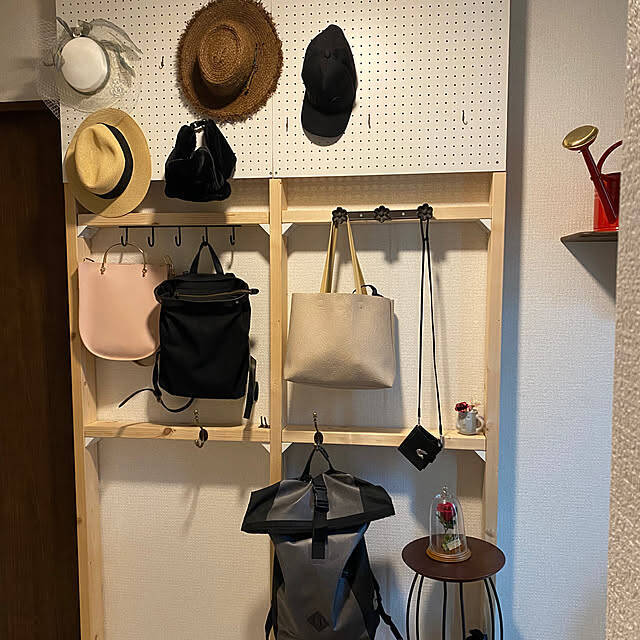 玄関を見栄えよく整理整頓♪玄関のディスプレイ収納DIYアイディア