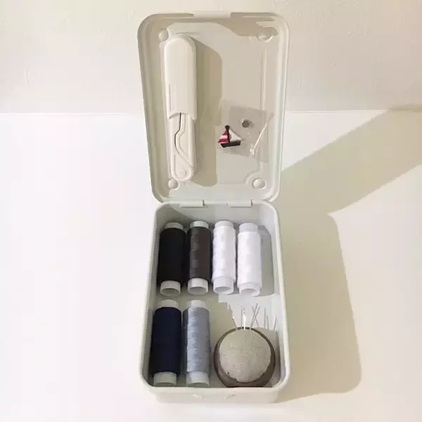 「道具も生活雑貨もすっきり。無印良品のスチール工具箱収納」の画像