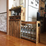 「ストック品もスッキリ分かりやすく！参考にしたいペットボトル収納アイデア」の画像1