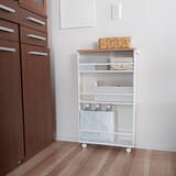 「ストック品もスッキリ分かりやすく！参考にしたいペットボトル収納アイデア」の画像4