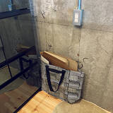 「ダンボールのどこ置く問題をスッキリ解決！見た目も整うダンボールの一時置き場のアイディア」の画像2