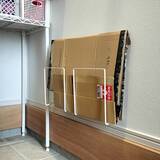 「ダンボールのどこ置く問題をスッキリ解決！見た目も整うダンボールの一時置き場のアイディア」の画像5