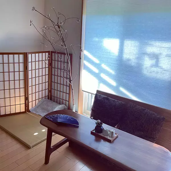 「【写真でルームツアー】北欧インテリア×ジャパンディでつくる、心地よい4つの空間。taka17cafeさんのお家をご紹介！」の画像