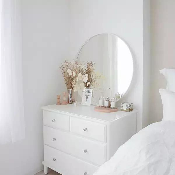 「インテリアとしても輝く☆ラウンドミラーがあるお部屋10選」の画像