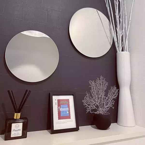 「インテリアとしても輝く☆ラウンドミラーがあるお部屋10選」の画像