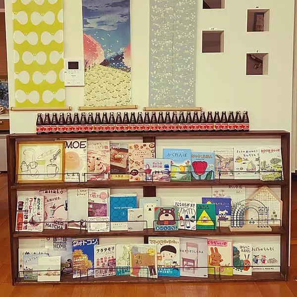 「今よりもっと充実した読書時間を。手に取りたくなる本や雑誌の収納方法」の画像