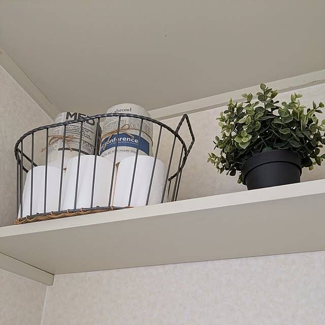 散らからないお部屋をつくる。やさしい雰囲気のかご収納アイデア