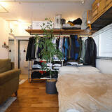 「場所を取るアイテムでもきれいに収めて。スーツケースの収納場所・方法6選」の画像3