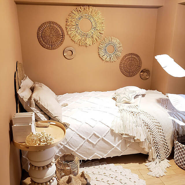 ゆるやかな空気が流れる空間。BOHOインテリアで整える暮らしとお部屋のアイデアを紹介