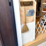 「わずかな空間もムダにしない！メリットいっぱいの「吊るす収納」アイデア6選」の画像7