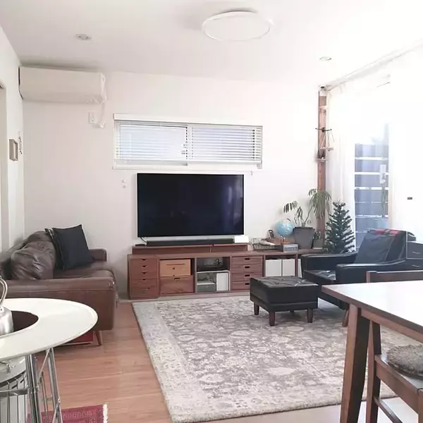 「場所を選ばず暮らしにフィット♪無印良品のスタッキングシェルフを使った収納実例」の画像