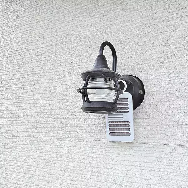 「家の中に入れない！100均・プチプラで先手を打つ屋外の虫対策5選」の画像