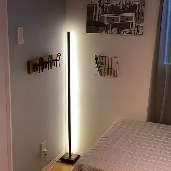 「コスパ最強！ダイソーのライトでお部屋を優しく照らす癒やしの照明DIY」の画像
