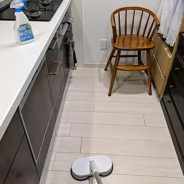 「掃除がもっとラクになる！忙しくても続けられる、掃除しやすい家づくりの工夫10選」の画像