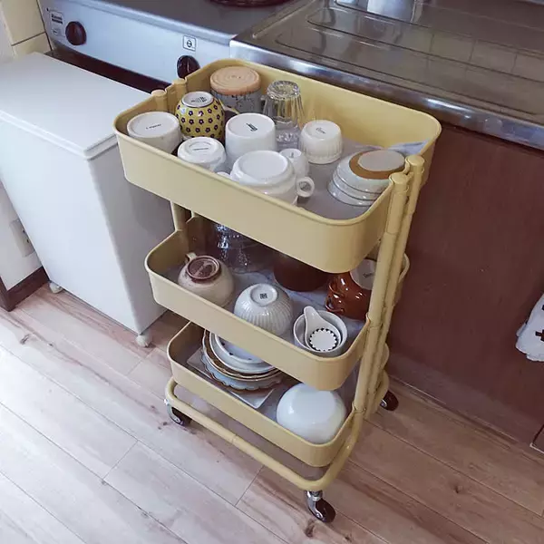 「整理整頓で出し入れ快適！真似したい食器収納アイデア10選」の画像