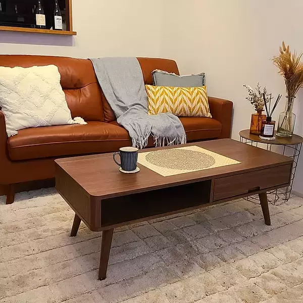 「ワンルームにもリビングにも最適！ニトリのローテーブル活用実例6選」の画像