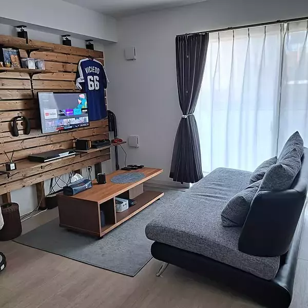 「ワンルームにもリビングにも最適！ニトリのローテーブル活用実例6選」の画像