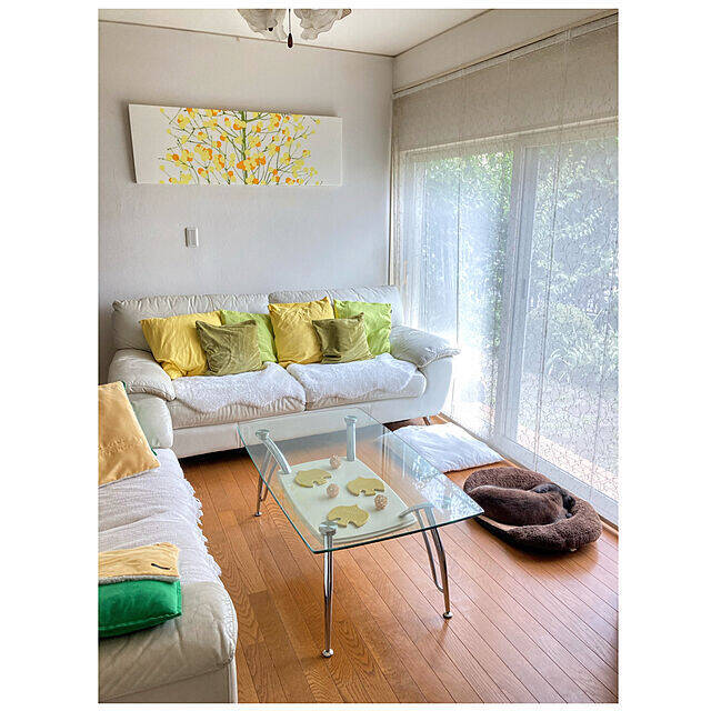 フレッシュなカラーで気分すっきり！レモンイエローを取り入れたお部屋