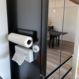 「スムーズに使える！tower片手でカットマグネットキッチンペーパーホルダー」の画像1