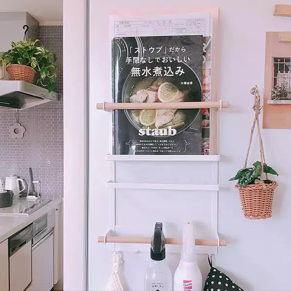 「インテリアにしっかり馴染む。提出忘れもなくなるプリント収納アイデア」の画像