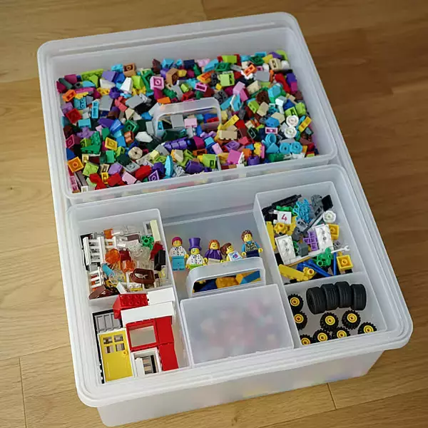 「無印良品のポリプロピレンデスク内整理トレーで収納を整える！ユーザーさんの活用場所をご紹介」の画像