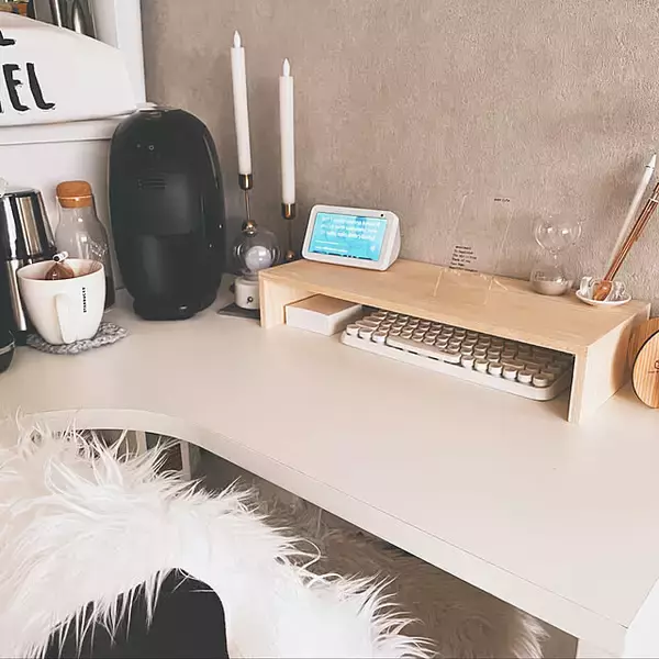 「快適空間が叶う！デスク周りにおすすめなダイソーアイテム」の画像