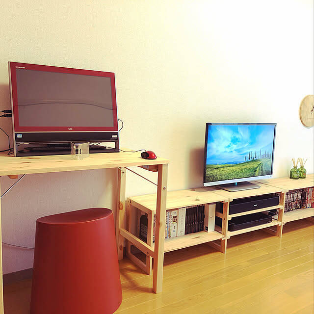 木製のシンプルなデザインから個性的なアイテムまで！無印良品で買えるスツール