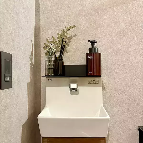 「見た目も収納力も両立したい！山崎実業でかなうトイレ収納アイテム7選」の画像