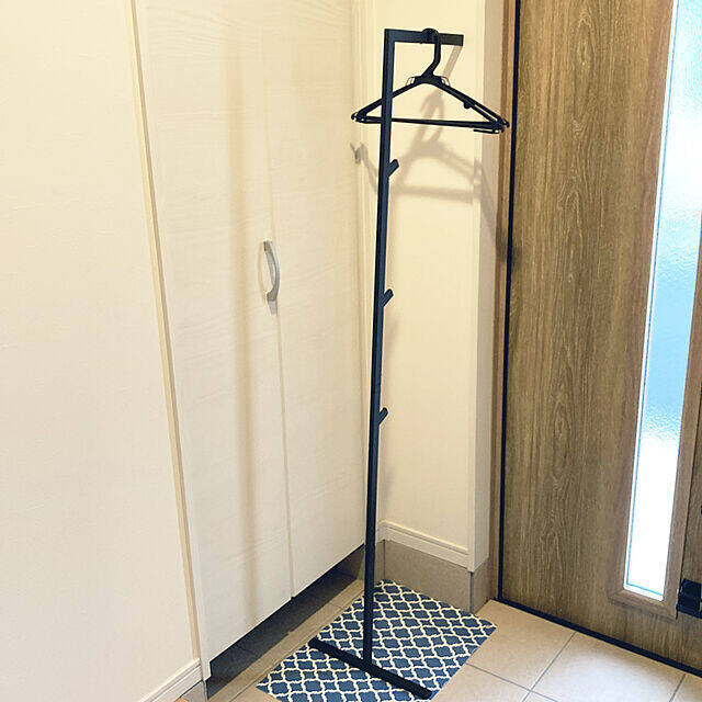 これで雨の日対策もバッチリ♪濡れたレイングッズの一時置き場アイデア