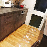 「お掃除がグッと楽になる！キッチンのシンクや洗面台の水はね対策」の画像4