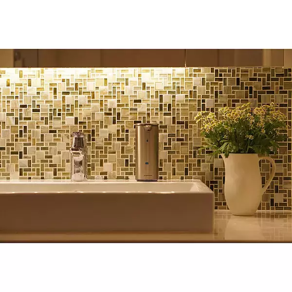 「便利でスタイリッシュ☆simplehumanのセンサーポンプソープディスペンサー」の画像