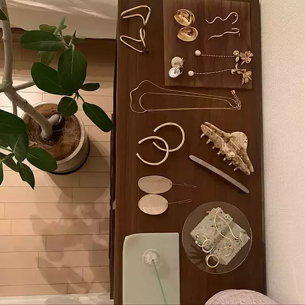 「暮らし上手さんの実例に学ぶ。ミニマリストユーザーさんの収納の工夫集」の画像