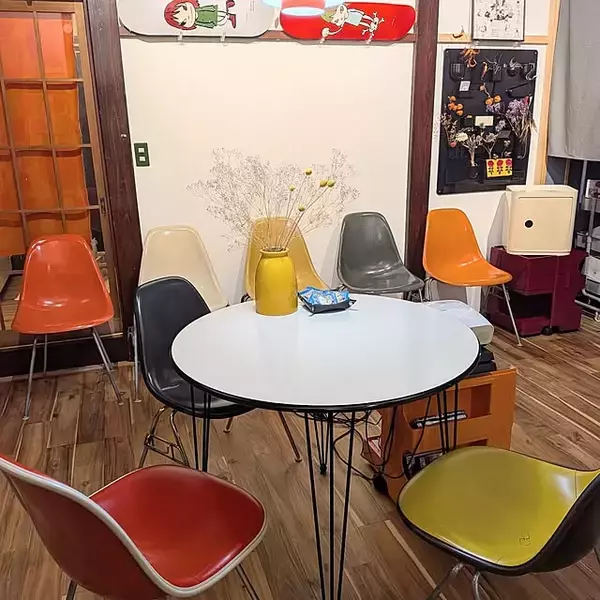 「こだわり空間にときめく！ミッドセンチュリースタイルのお部屋6選」の画像