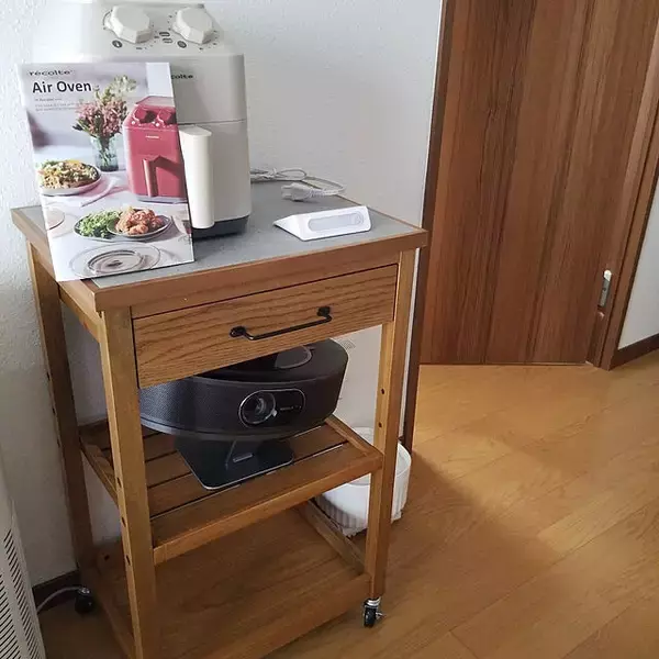 「生活に取り入れて毎日を快適に◎RoomClipショッピングで買えるワゴン活用術」の画像