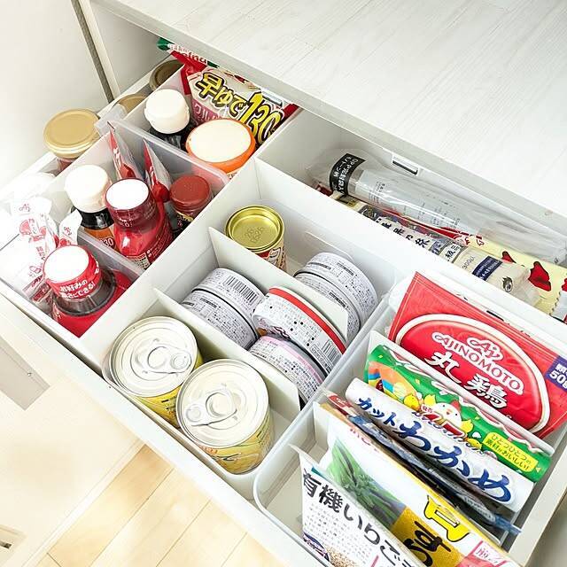 細かいものもすっきり整う☆100均グッズを使った収納アイデア