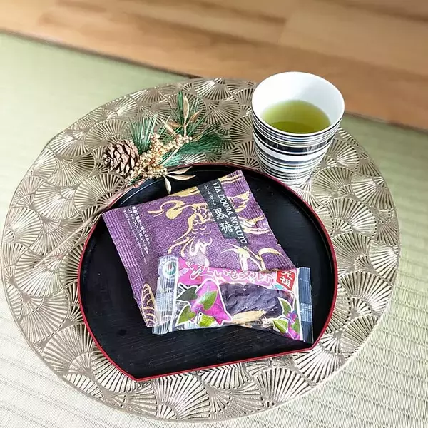 「暮らしや食卓になじむデザインが豊富♪シンプルから柄物まで、セリアのおすすめランチョンマット6選」の画像