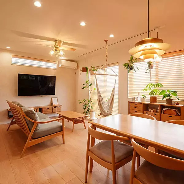 「【2025年総まとめ】テーマは「リビング」！みんなが注目した投稿5選」の画像