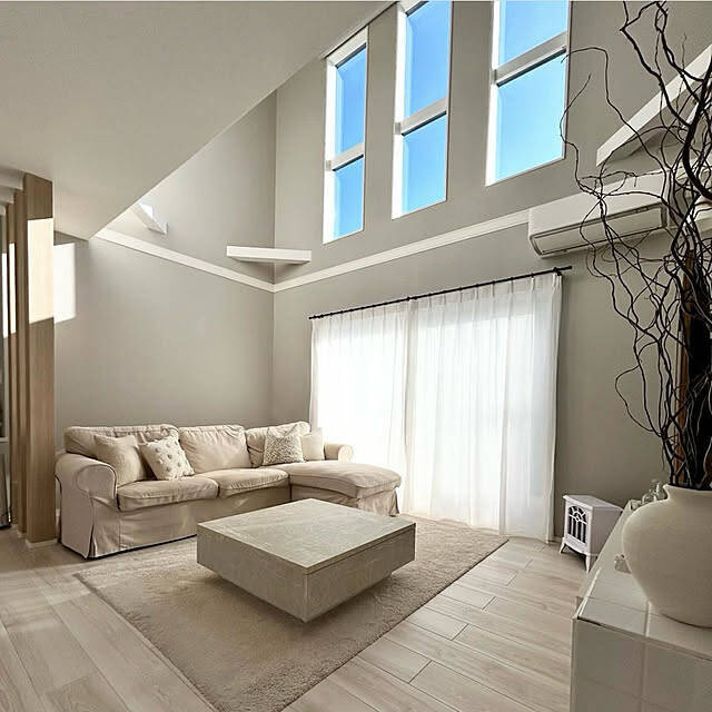 くつろぎ時間を快適に♪IKEAのソファでつくるリラックス空間をご紹介