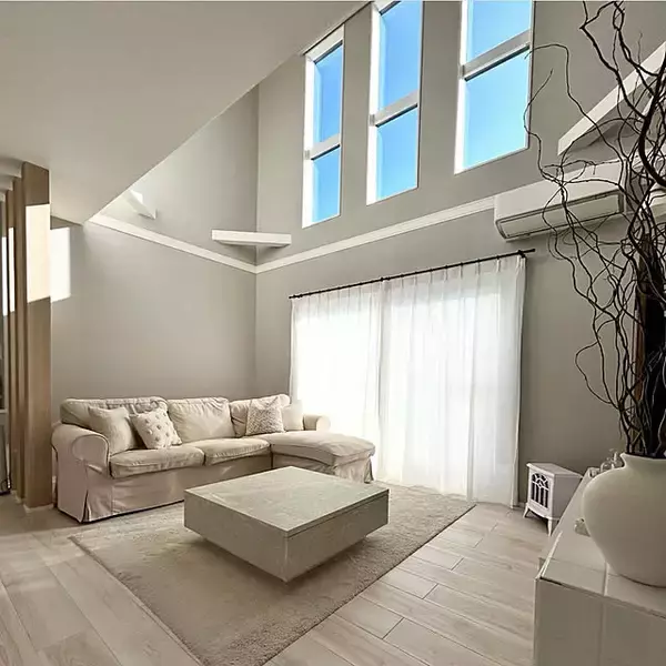 「くつろぎ時間を快適に♪IKEAのソファでつくるリラックス空間をご紹介」の画像