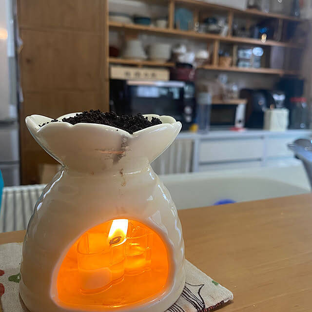 そのコーヒーかす、捨てないで！暮らしに役立つ再利用方法6選