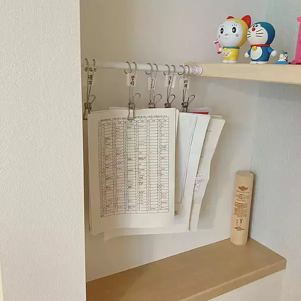 「小さく狭いスペースも賢く使える♪短いつっぱり棒の活用アイデア」の画像