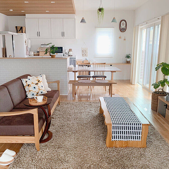 ちょい置きできて便利！コンパクトでおすすめのサイドテーブル10選