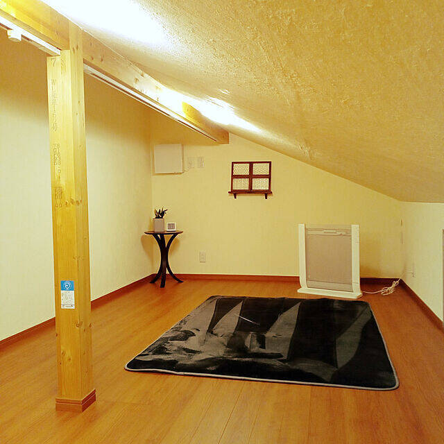 ちょい置きできて便利！コンパクトでおすすめのサイドテーブル10選