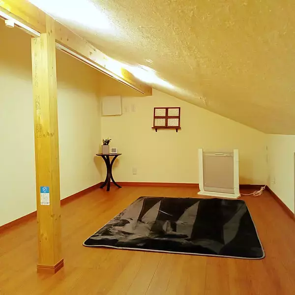 「ちょい置きできて便利！コンパクトでおすすめのサイドテーブル10選」の画像