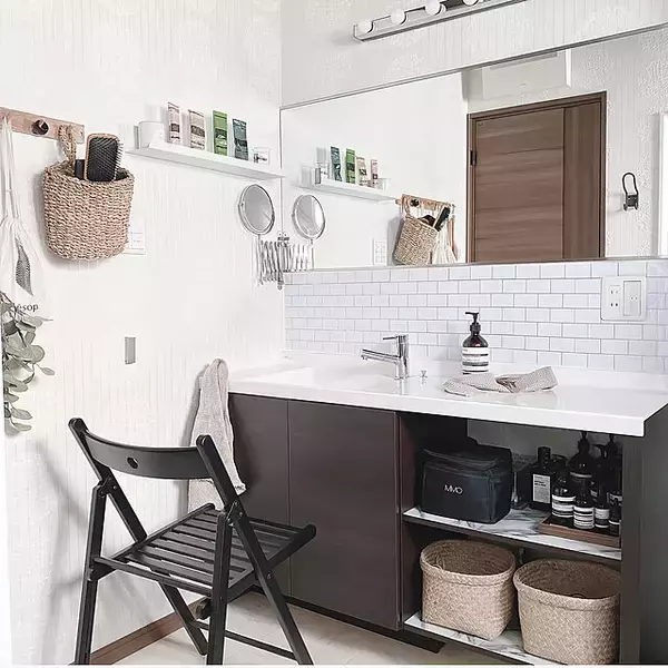 「使いやすく整った空間！見せる収納でつくる理想のランドリー」の画像