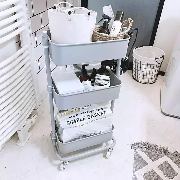 「使いやすく整った空間！見せる収納でつくる理想のランドリー」の画像