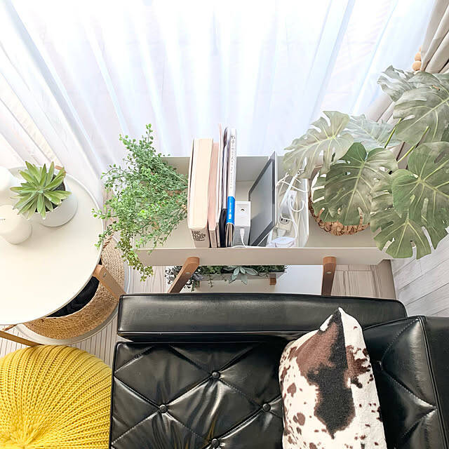 上手に隠してお部屋もすっきり♪暮らしが整うケーブル収納のアイデア10選