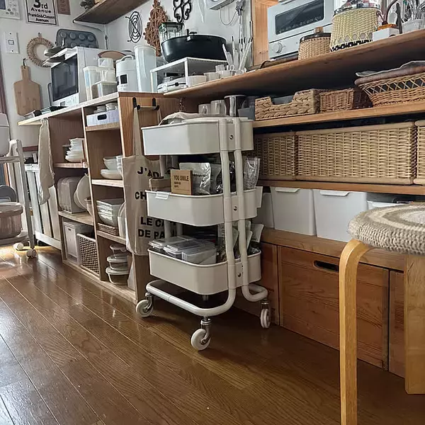 「キッチンをIKEAで整える！ユーザーさんが活用している家具や収納アイテムをご紹介」の画像