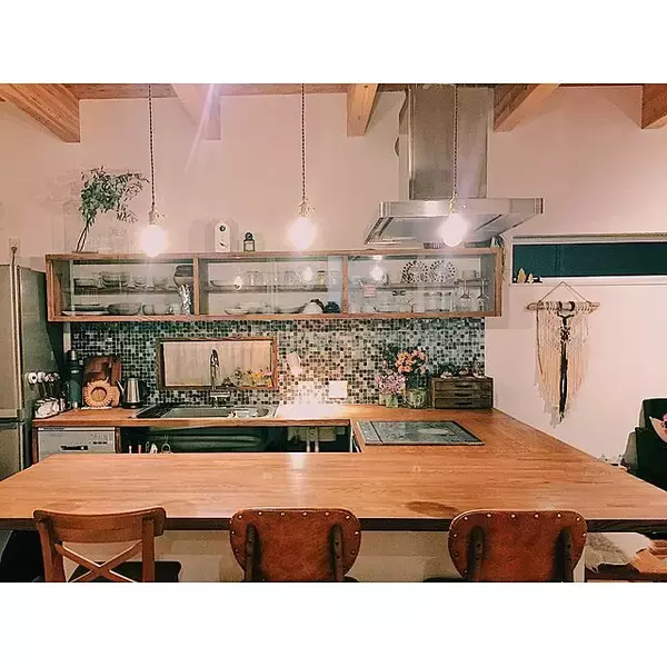 「お店みたいで憧れる♡カッコ良くて使いやすい理想のキッチンカウンター」の画像
