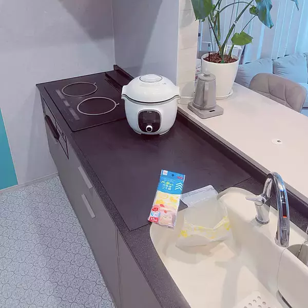 「洗い物や調理がスムーズに♪シンク周りをすっきり整えて使いやすくする工夫10選」の画像